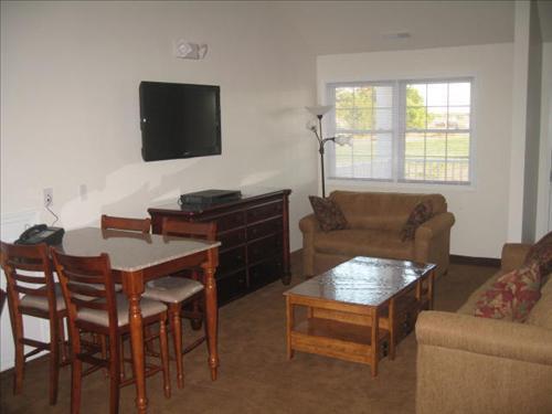 Shore Stay Suites Cape Charles Pokoj fotografie
