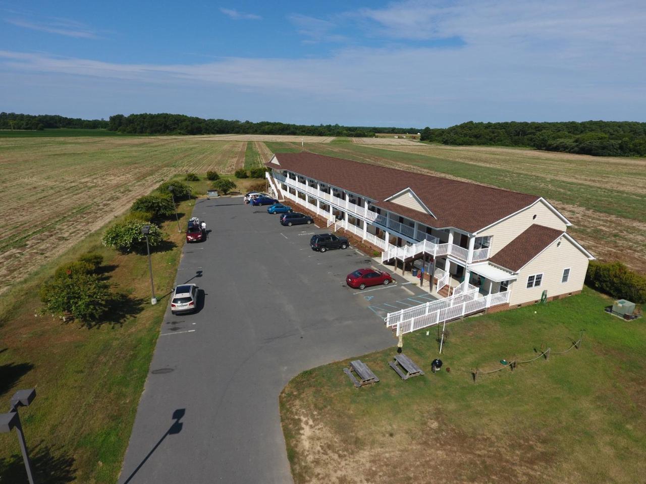 Shore Stay Suites Cape Charles Exteriér fotografie